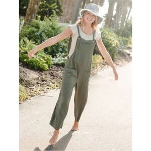 Natural Life Carly wide leg jumpsuit overalls medium linen blend olive green